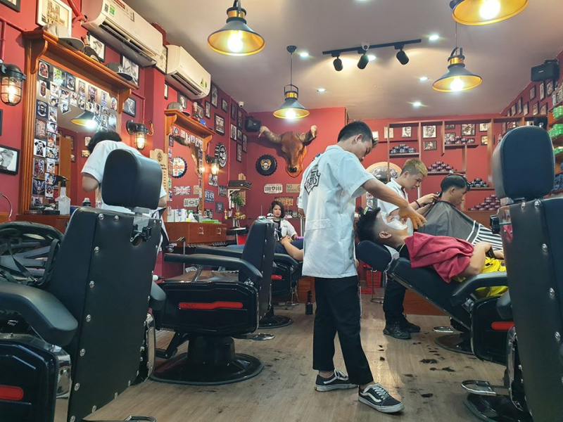 Tiệm cắt tóc nam barbershop Sơn Núi